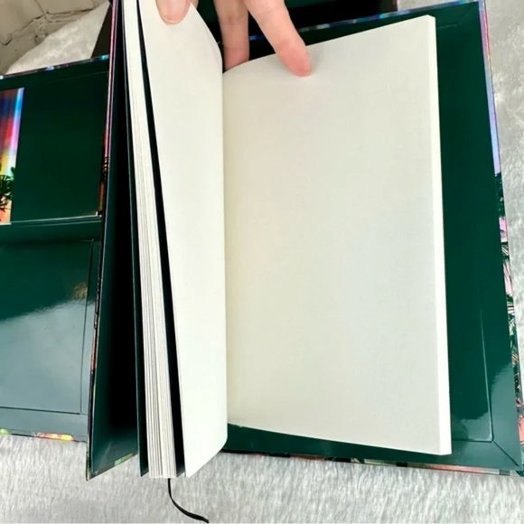 Gucci Chrome Notebook, stickers, Notecards and Envelope set with shoppin… - Picture 8 of 14